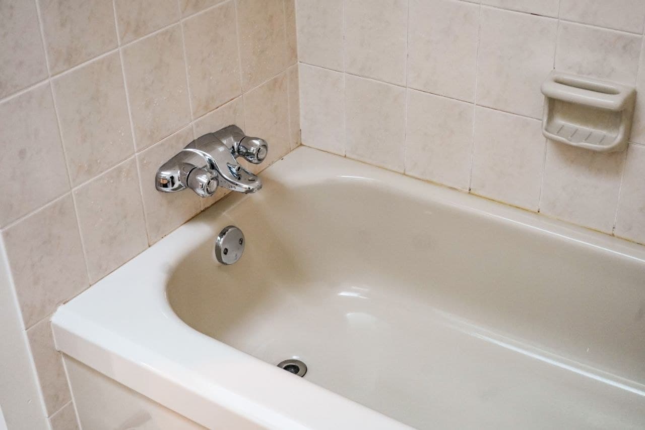 Bathrooms 5